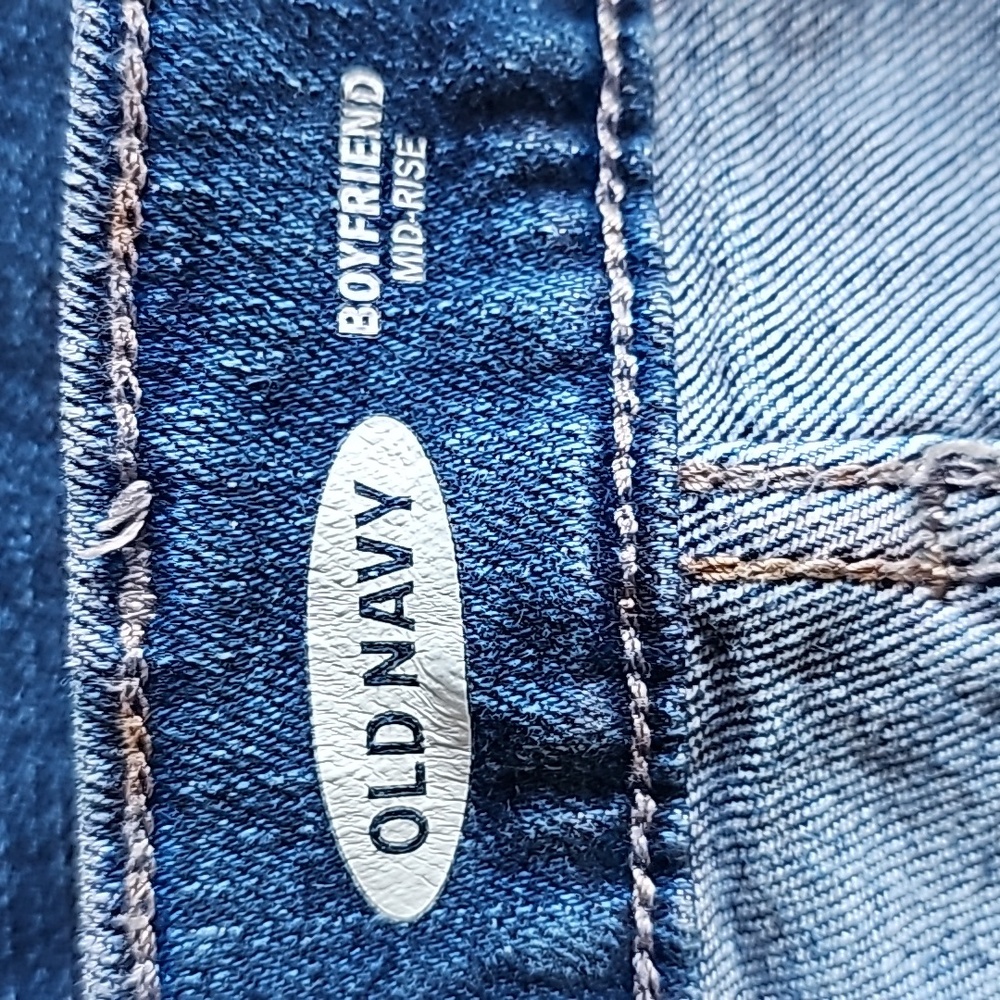 Old Navy mid rise Boyfriend jeans size 14. Some stretch. - Picture 3 of 5